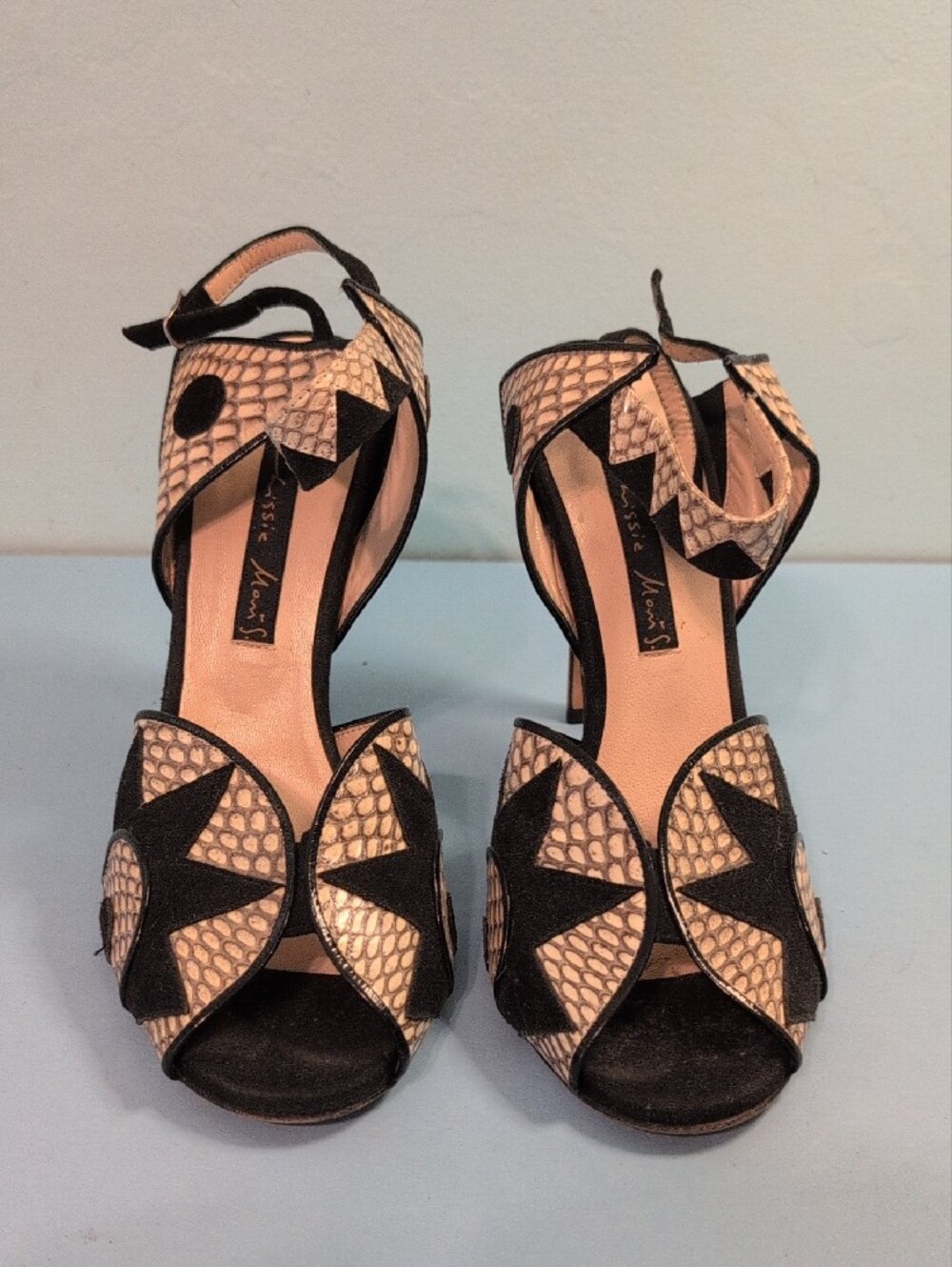 Crissie Morris, Vintage, Black/Beige Leather Geometric Cutout Heels, Sz 40 (9.5) - Picture 2 of 9